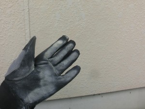 『 外壁塗装 の目安となる劣化現象　チョーキング』