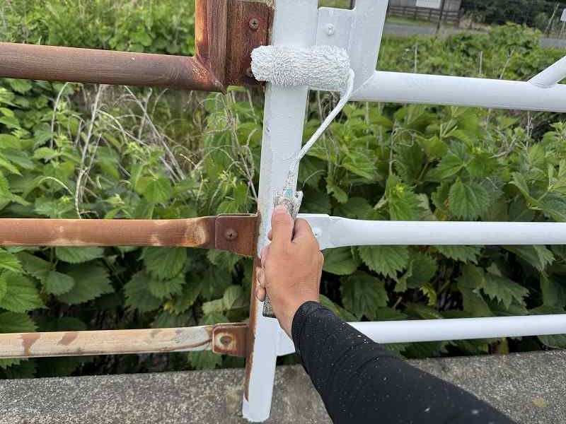 鉄骨上塗り